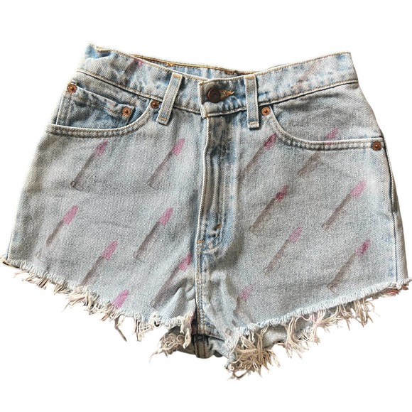 Vintage Levi’s cutoff lipstick bullet shorts - Picture 4 of 12